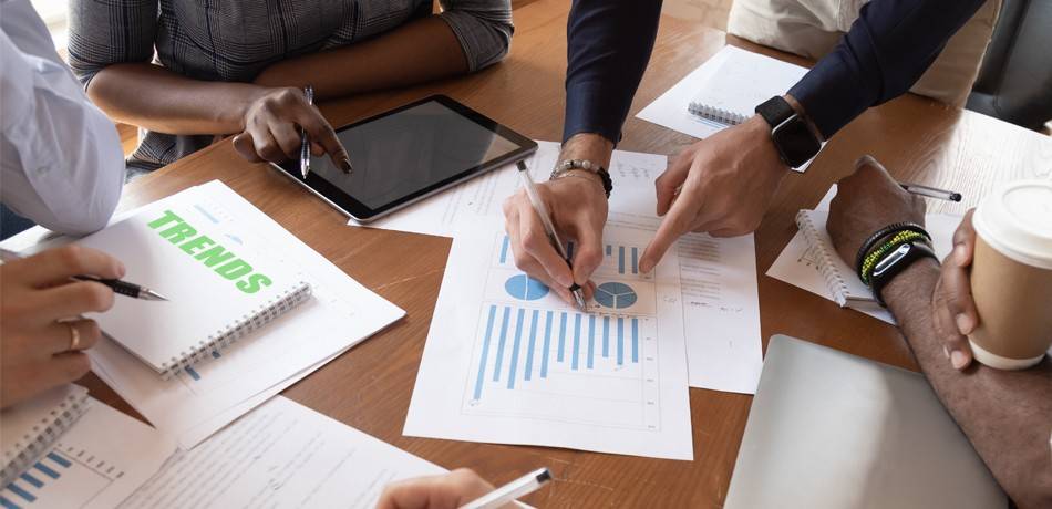 Aniss Cherkaoui delivers professional guidance on business transactions and valuations, complemented by a user-friendly design for intuitive navigation.