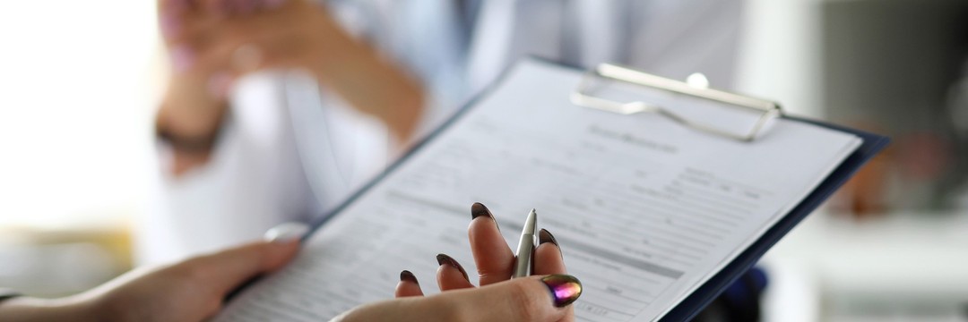 Aniss Cherkaoui delivers professional guidance on business transactions and valuations, complemented by a user-friendly design for intuitive navigation.